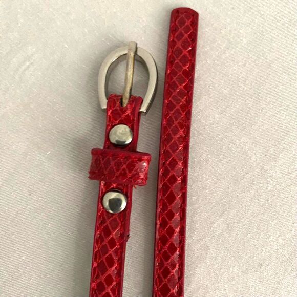 Barely There Womens Belt 8 Waist Red Honeycomb Texture Faux Leather - Picture 7 of 11